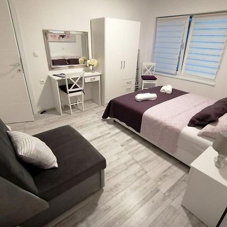 Dinjiška Apartman Lidija מראה חיצוני תמונה