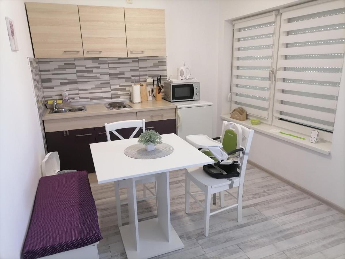 Dinjiška Apartman Lidija מראה חיצוני תמונה